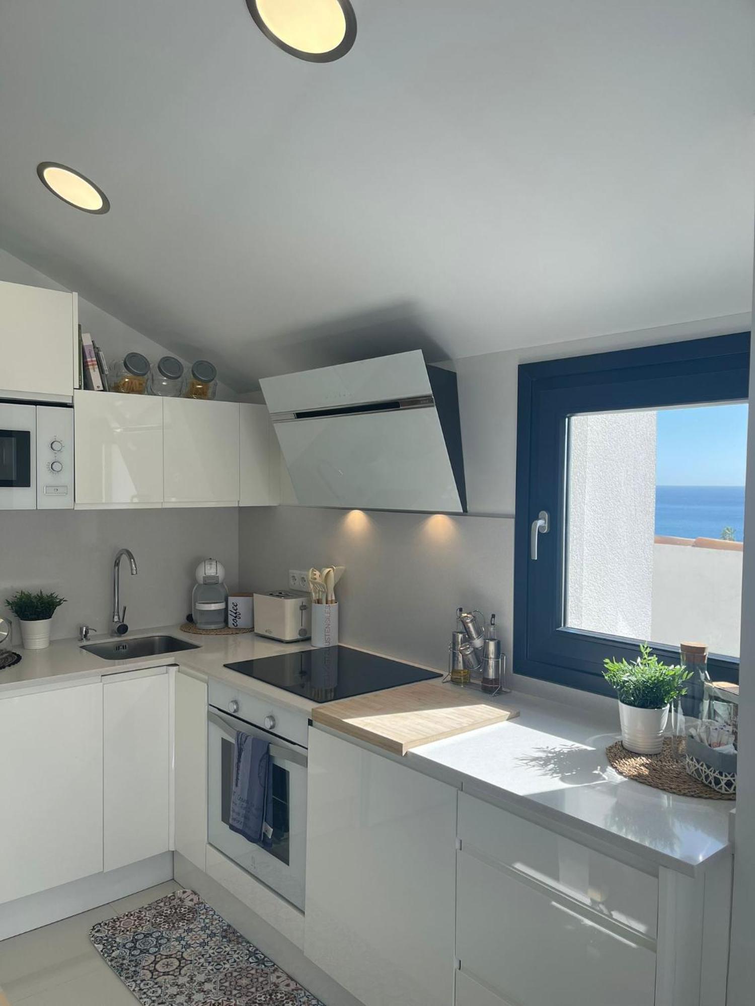 Апартаменты Precioso Atico, Nuevo, A 50M De La Playa, Манилва Экстерьер фото
